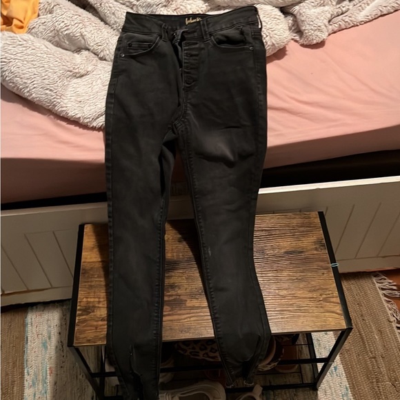 6 pair of American eagle jeans size 0-2 Size 1 kancan size 1 indigo rein jeans. - Picture 9 of 9